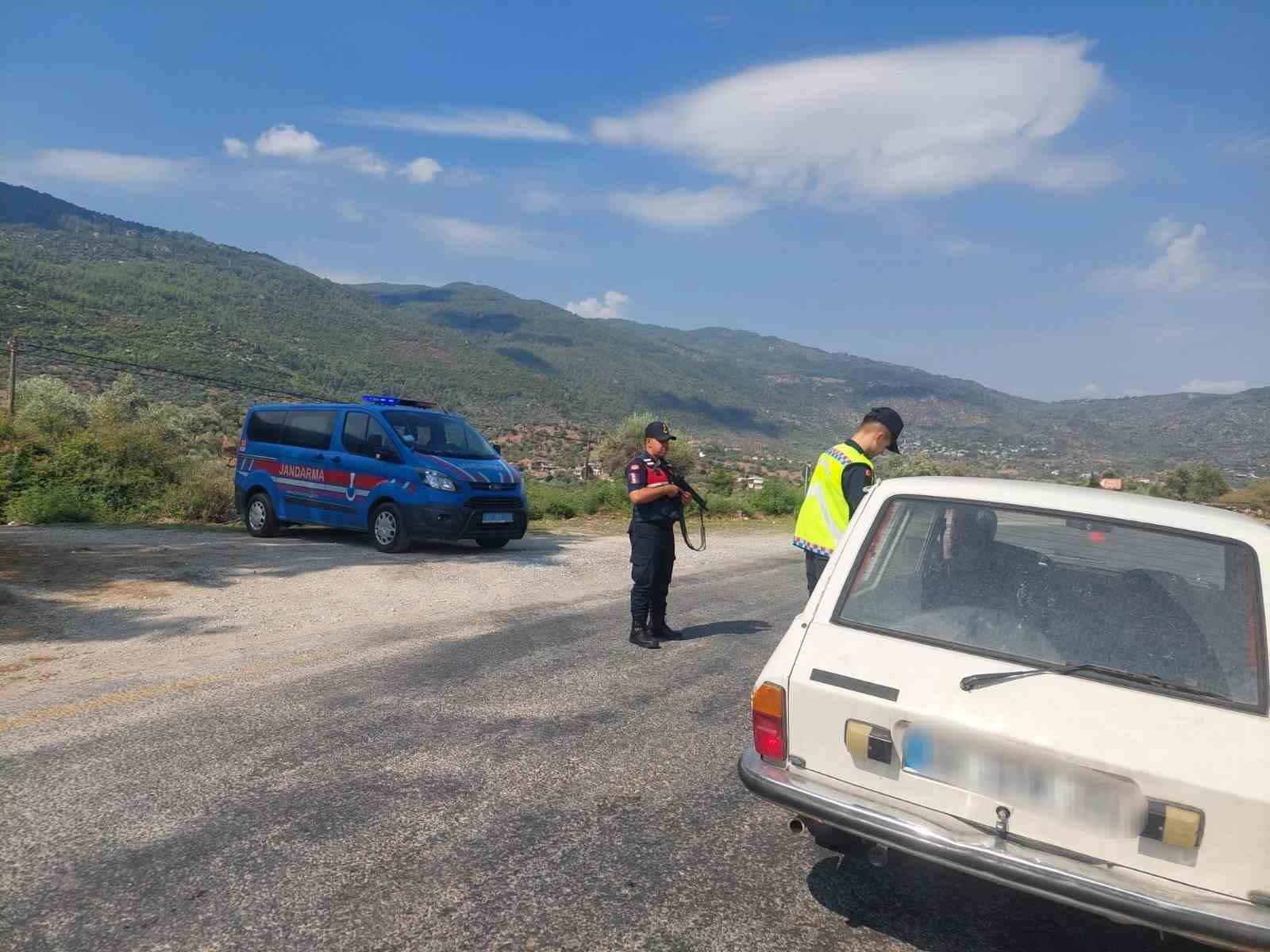 Aydın’da orman yollarında denetimler devam ediyor
