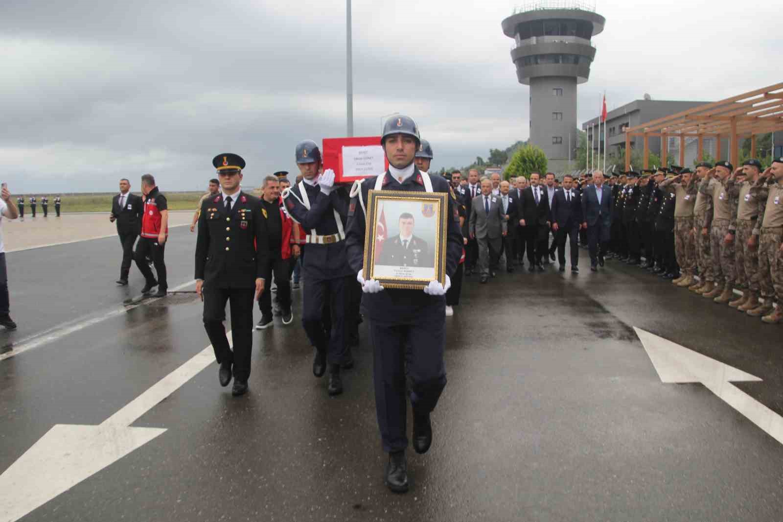 Diyarbakır şehidinin cenazesi memleketi Ordu’ya getirildi
