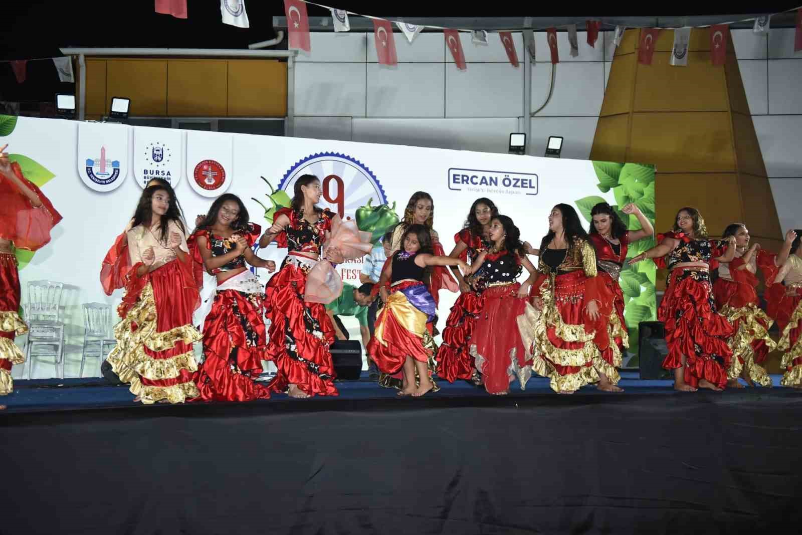 Altın Biber Festivali’nde folklör şöleni
