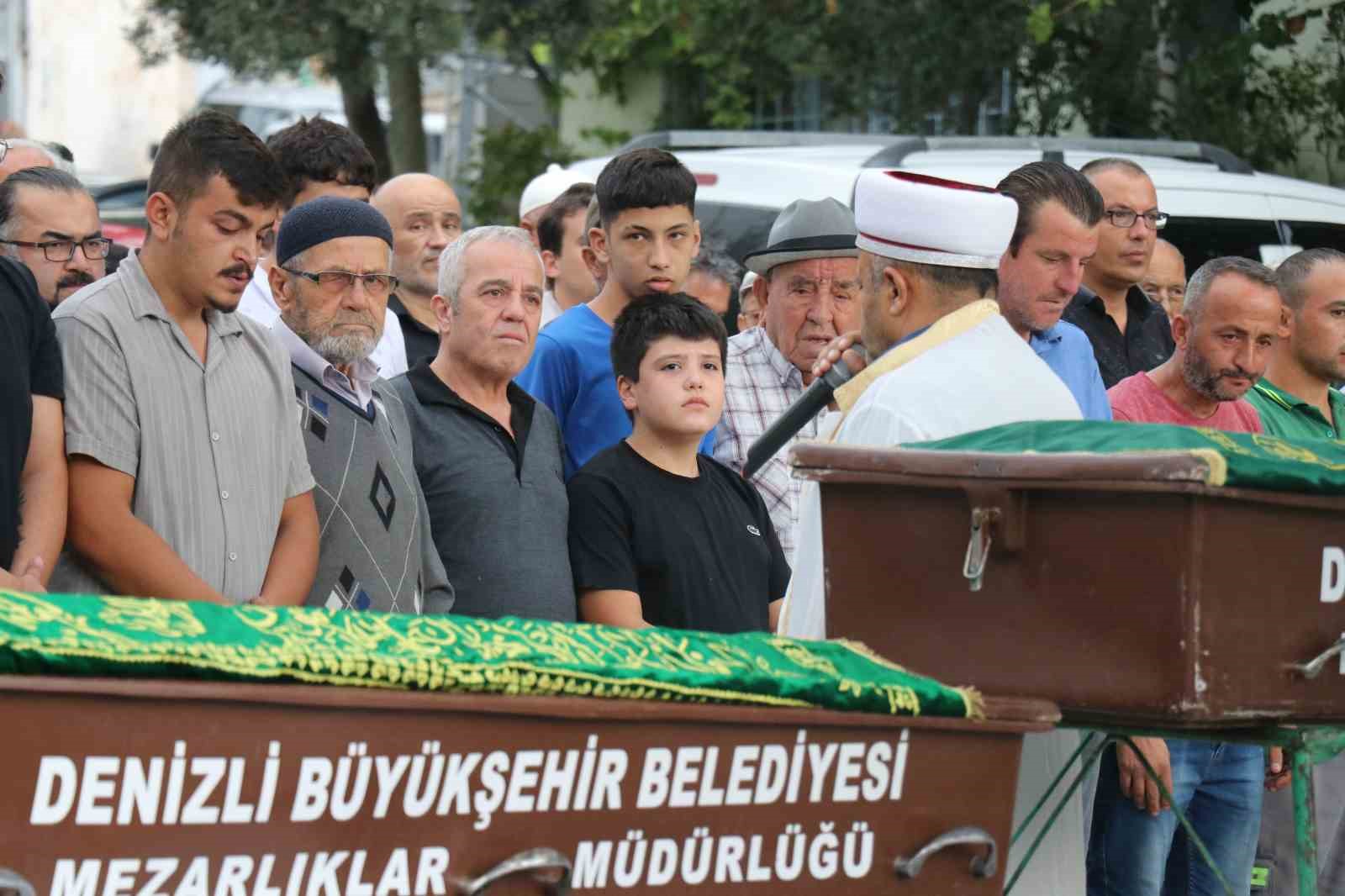 Eşi ve evladının ardından gözyaşı döken kadının feryatları yürekleri dağladı
