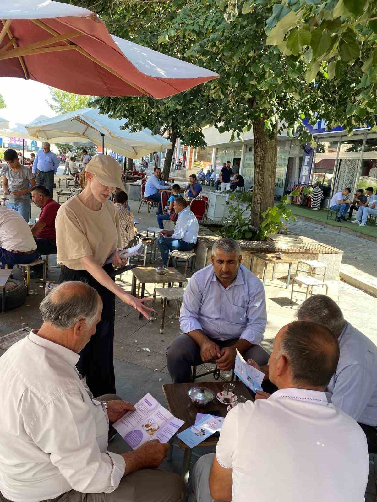 Muş’ta ‘Halk Sağlığı Haftası’nda kanser farkındalığı için stantlar kuruldu
