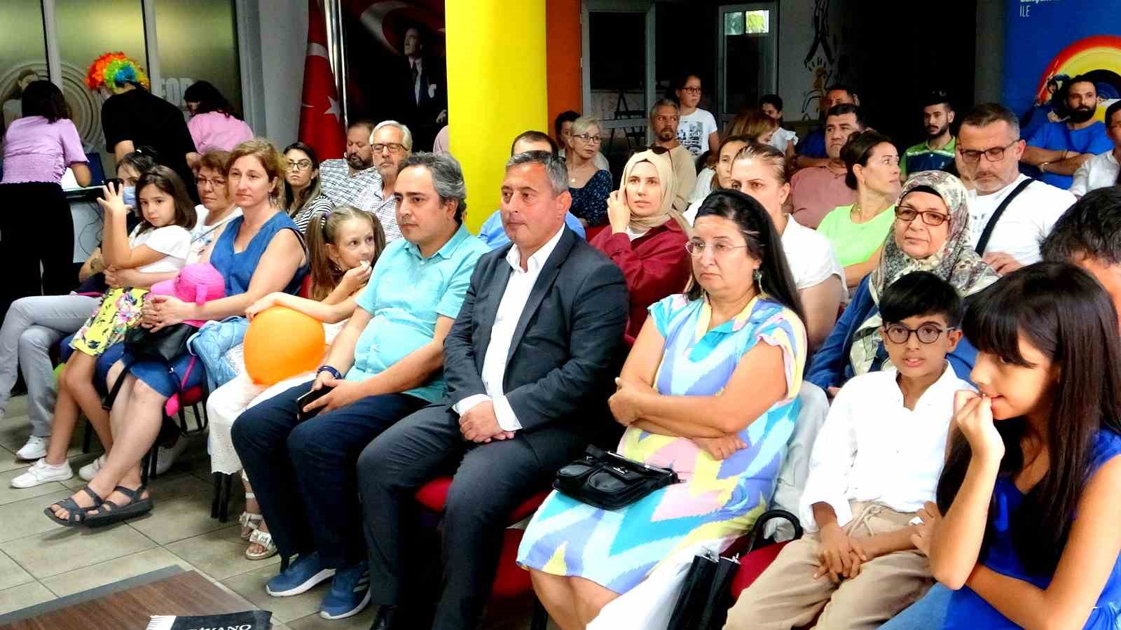 Muğla Uluslararası Gençlik Merkezi yaz okulları kapanış programı düzenlendi
