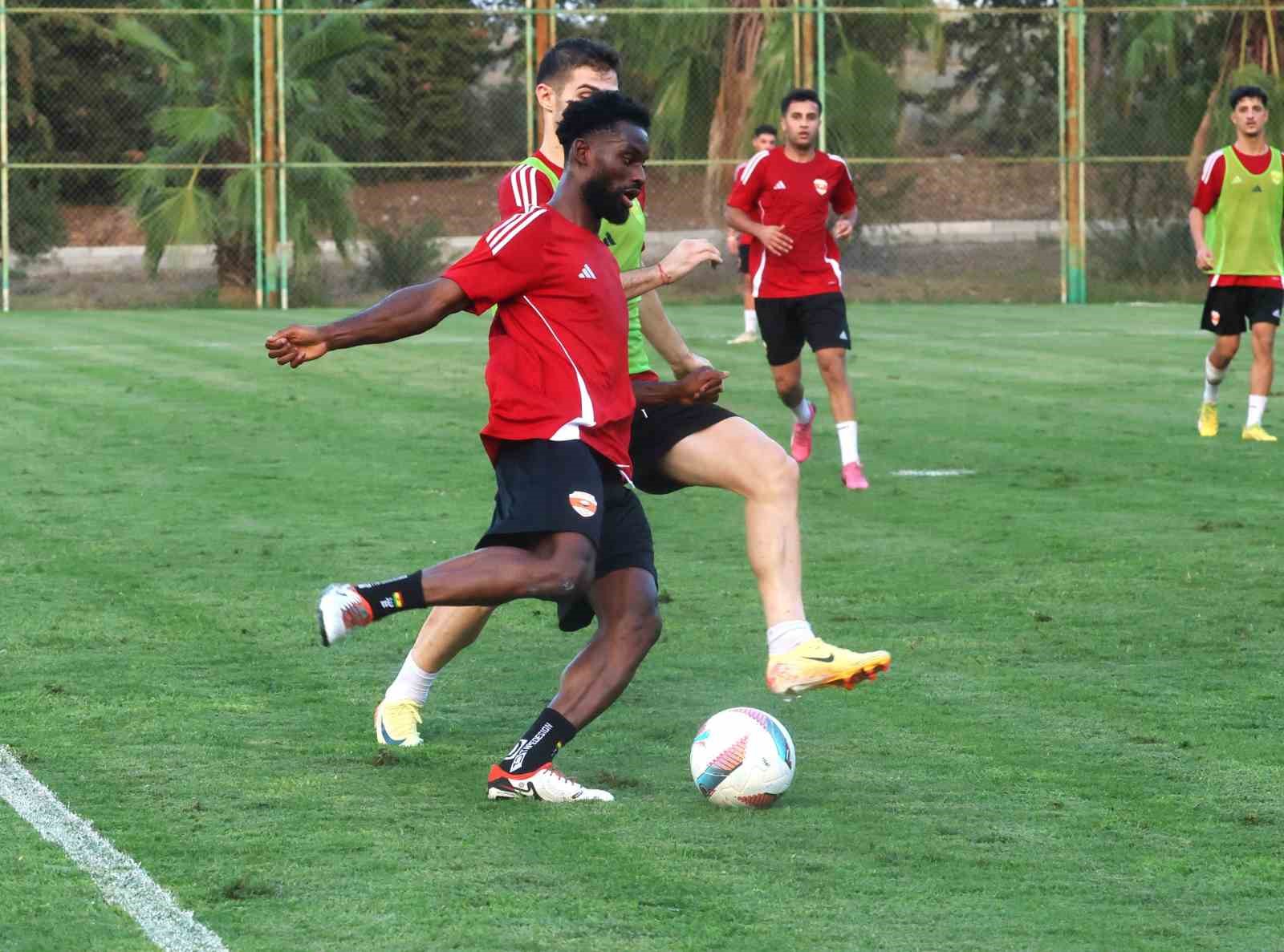 Adanaspor, Ankara Keçiörengücü maçı hazırlıklarını sürdürdü
