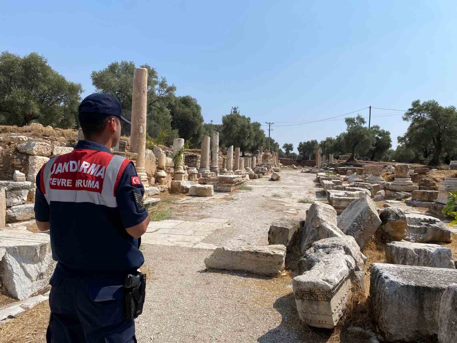 Jandarma Nysa’da ziyaretçileri bilgilendirdi
