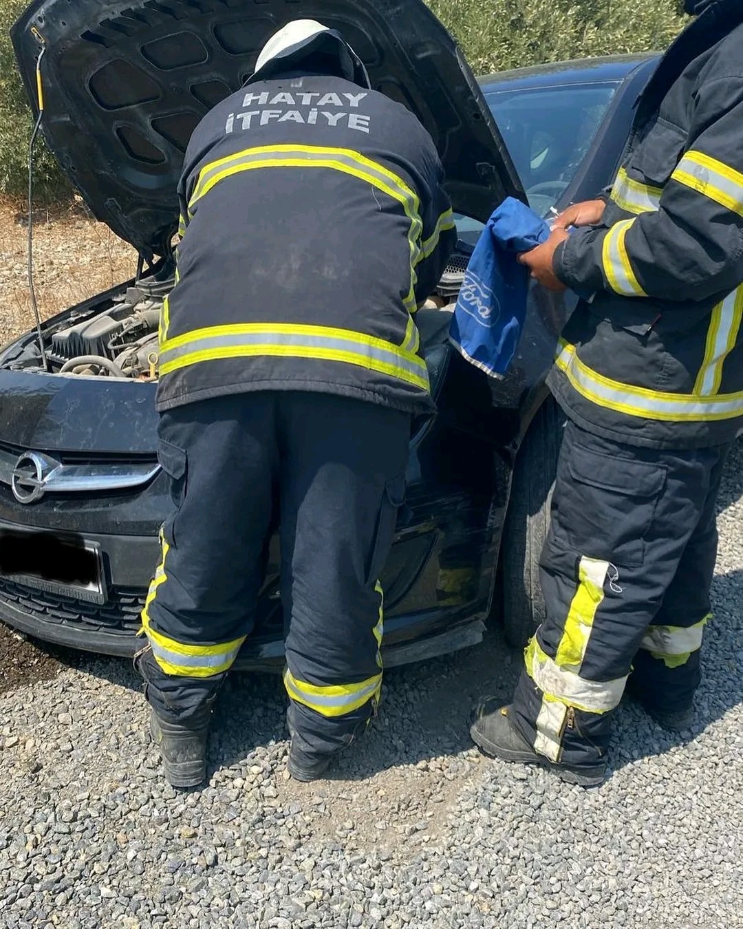 Şarampole yuvarlanan otomobilin sürücüsü yaralandı
