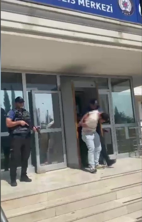 Pendik’te taciz olayının yaşandığı börekçide çalışan iki kişi adliyeye sevk edildi
