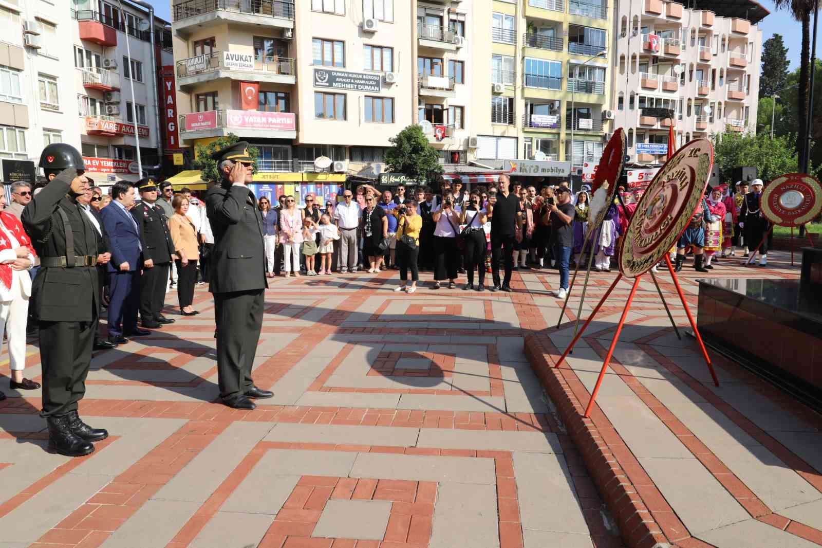 Nazilli kurtuluş gününü coşkuyla kutladı
