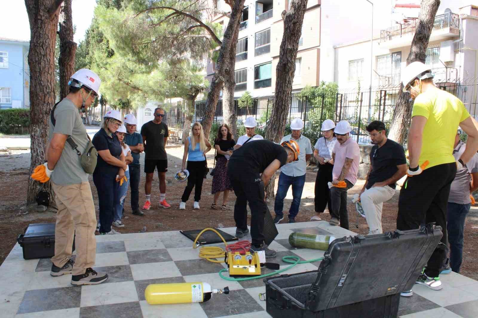 SÖTAK afetlere hazırlığa hız kesmeden devam ediyor
