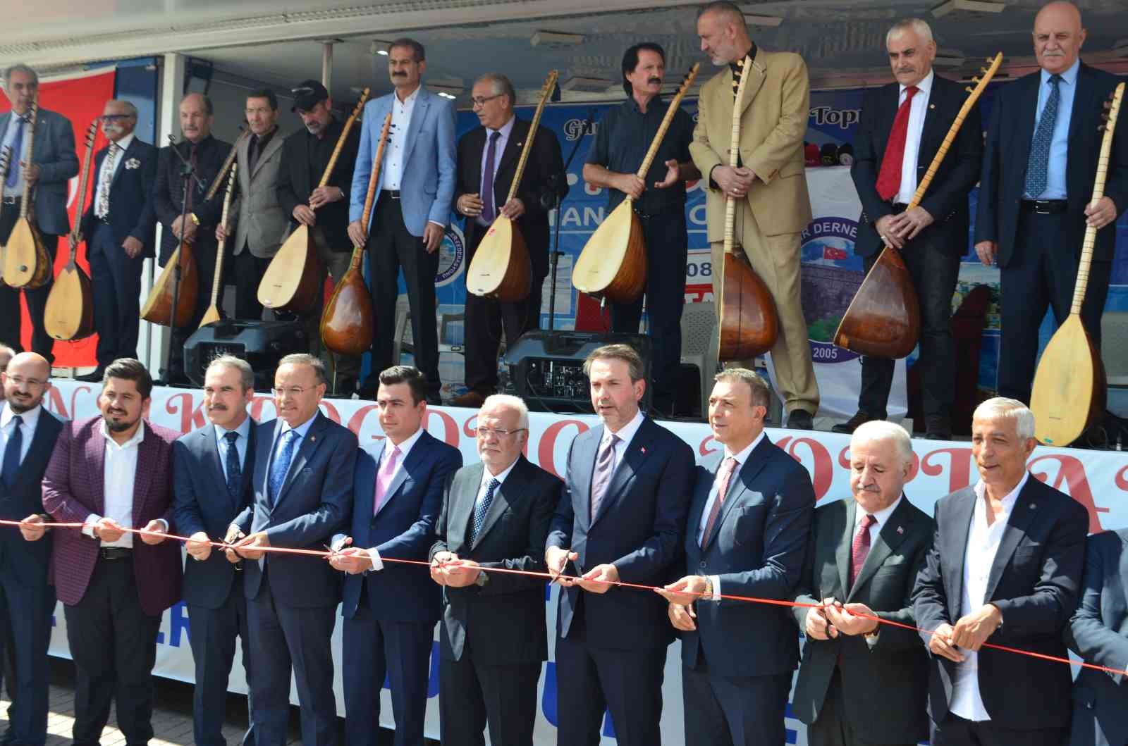 Enerji ve Tabii Kaynaklar Bakanı Bayraktar: “Doğalgazın ulaşmadığı ilçe ve beldelerimizi de doğalgazla buluşturmak istiyoruz”
