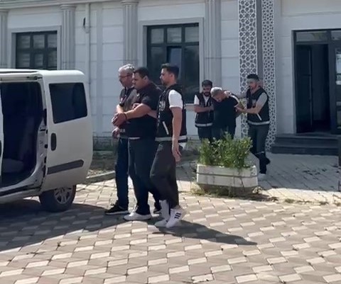 Kocaeli’de fuhuş operasyonu: 2 şüpheli yakalandı
