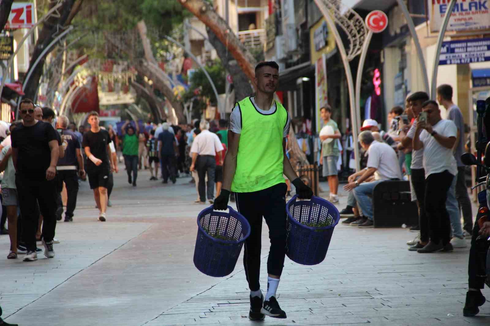 Alaşehir’de Üzüm Festivali renkli görüntülere sahne oldu
