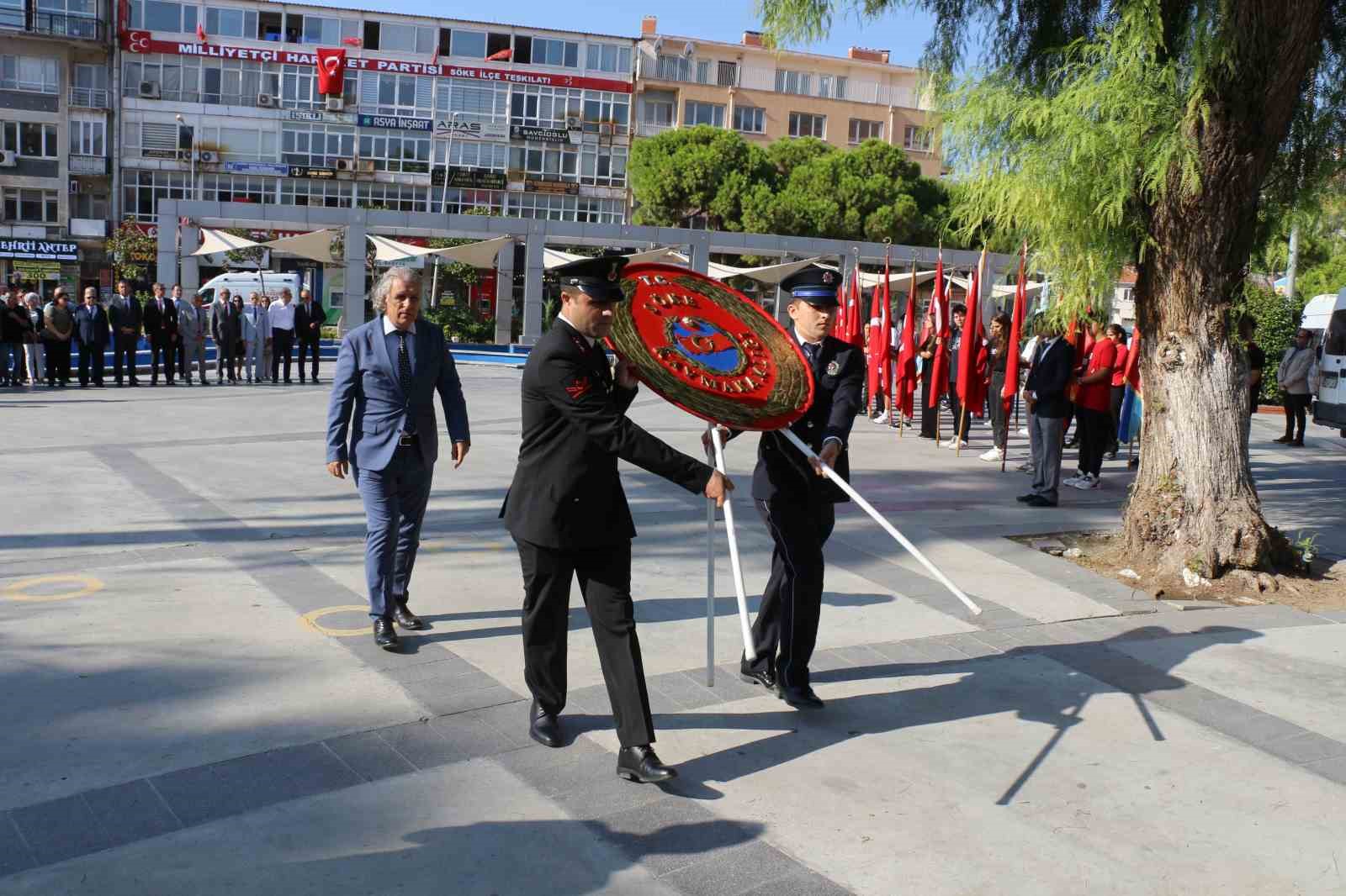 Söke’nin düşman işgalinden kurtuluşunun 102. yıl dönümü törenle kutlandı
