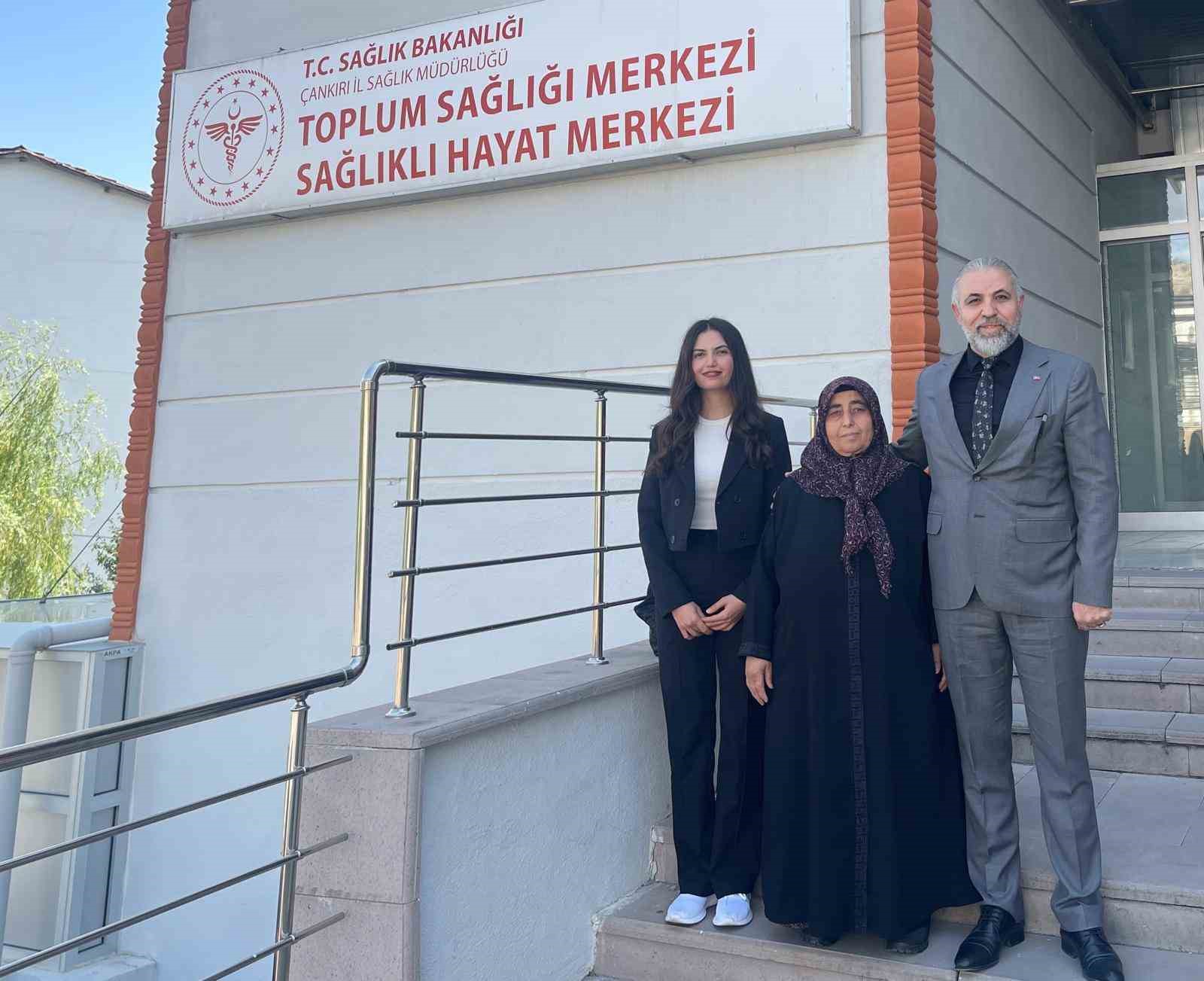 60 yaşında azmetti, gittiği Sağlıklı Hayat Merkezinde 12 ayda 27 kilo verdi
