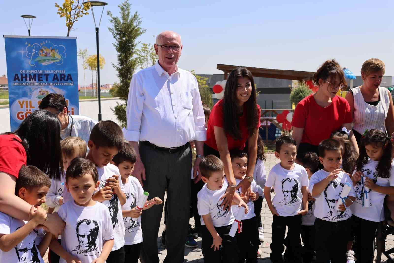 Özel çocukların yıl sonu gösterisi
