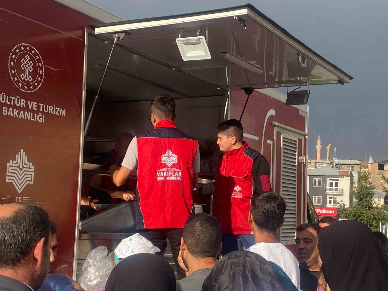 Erzurum’da toplu sünnet coşkusu
