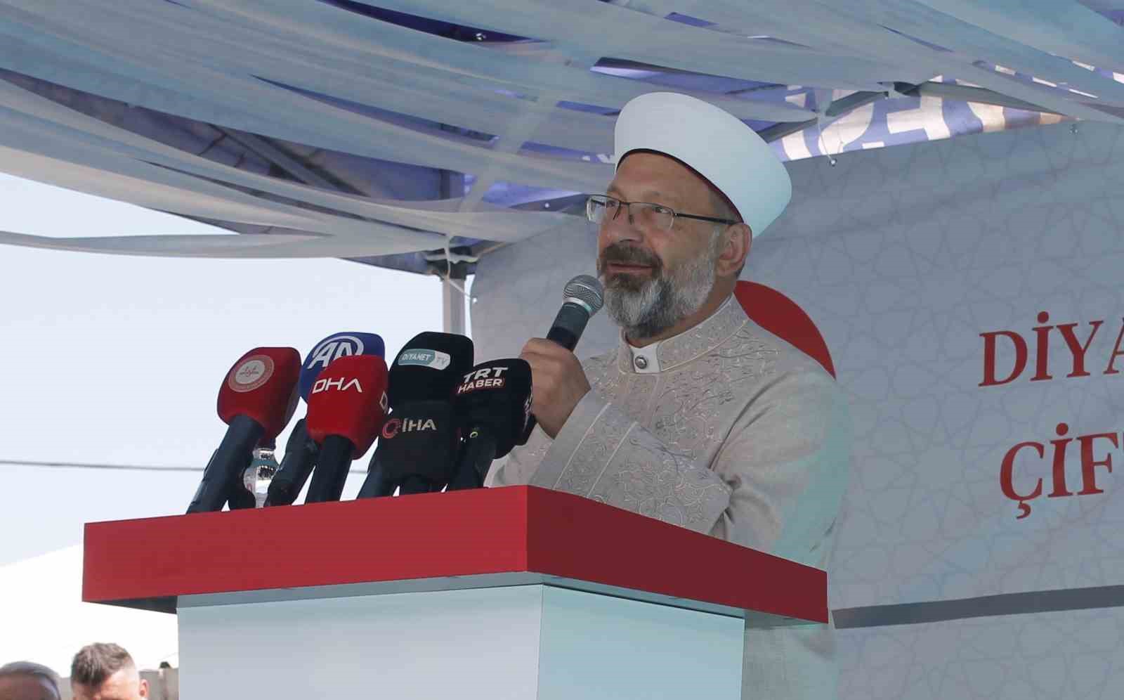 Diyanet İşleri Başkanı Erbaş, Yalova’da açılışlara katıldı
