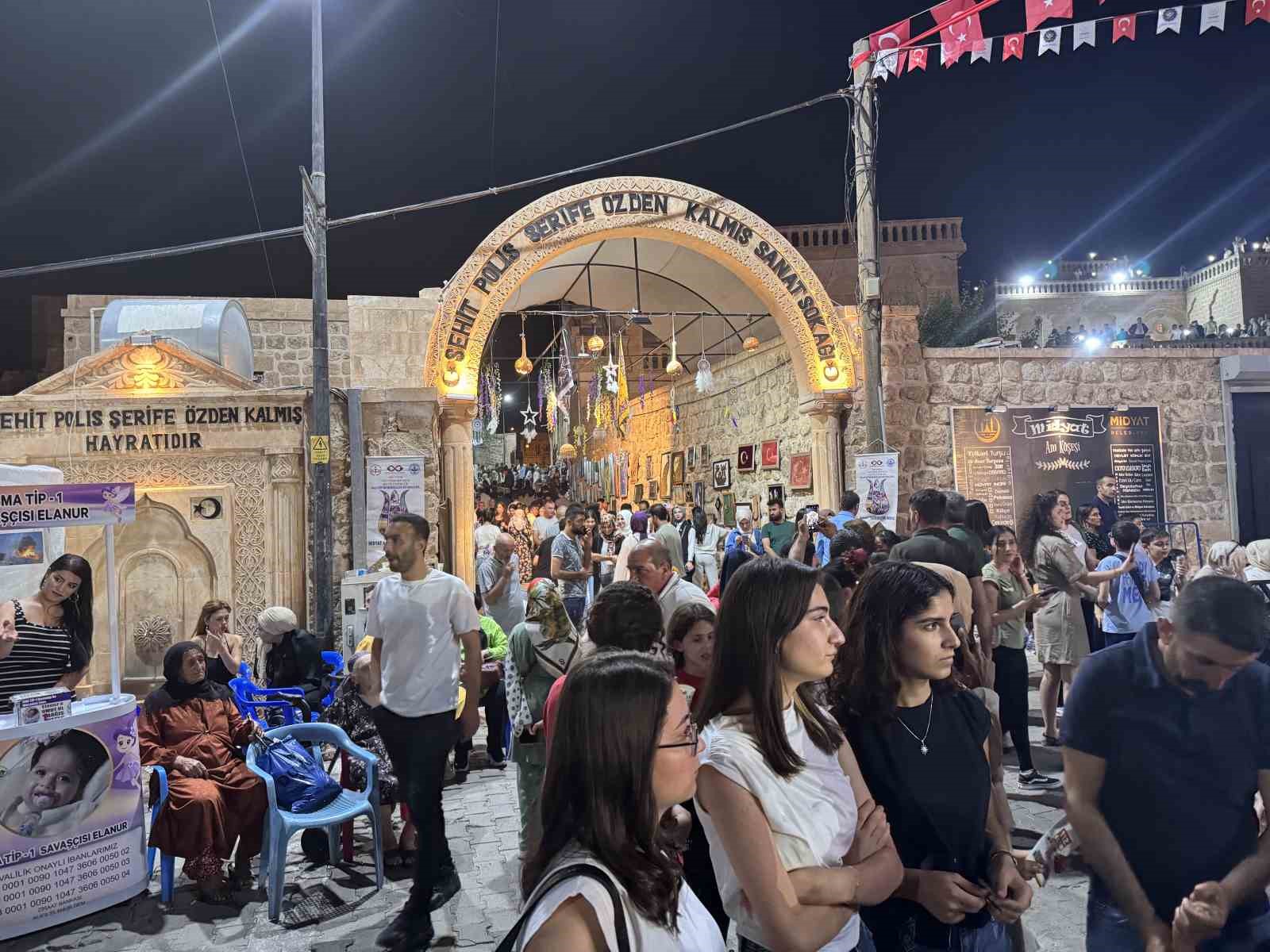 Bakan Işıkhan, 3 . Uluslararası Midyat Kültür ve Sanat Festivali’ne katıldı
