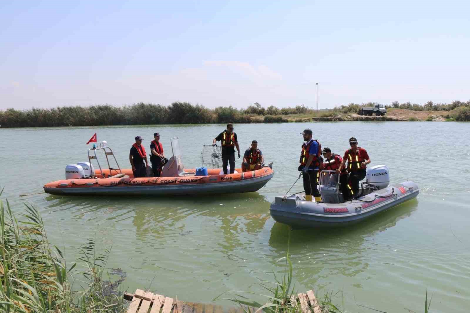 Adana’da kaçak balık avına geçit yok
