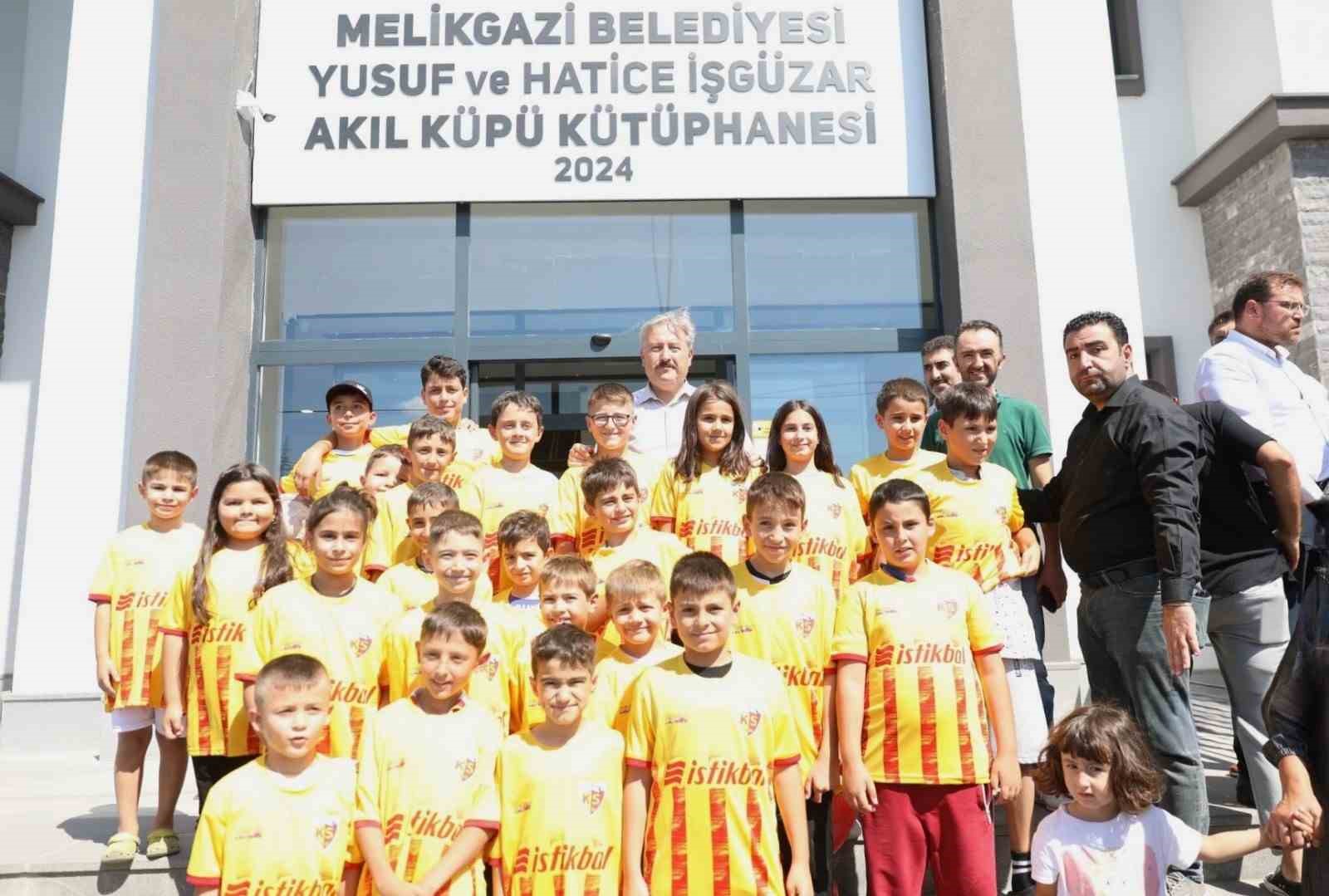 Başkan Palancıoğlu’nun sevilen projesi ’Mobil Başkan’ Şirintepe Mahallesi’nde
