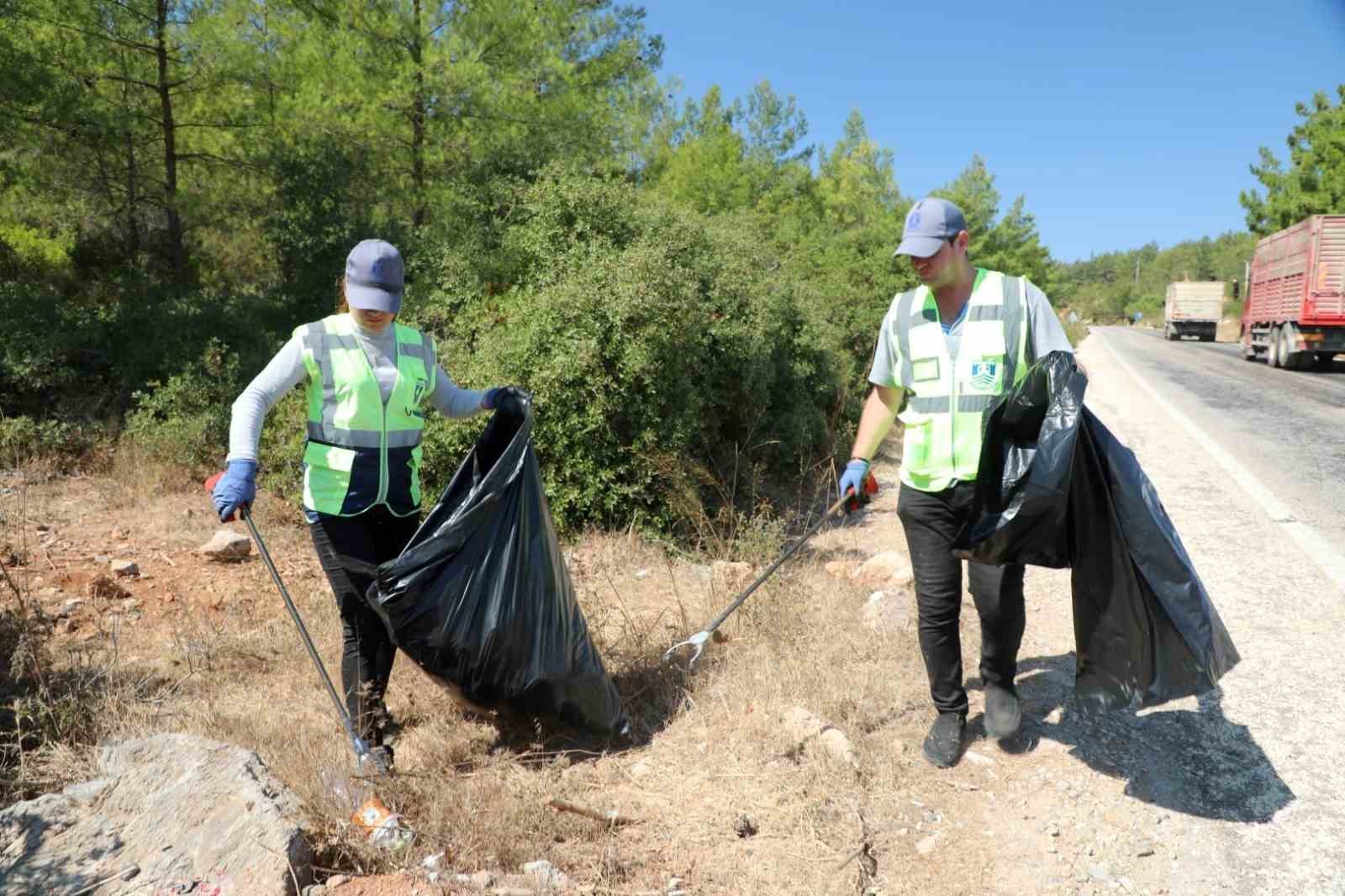 Mumcular’da temizlik seferberliği
