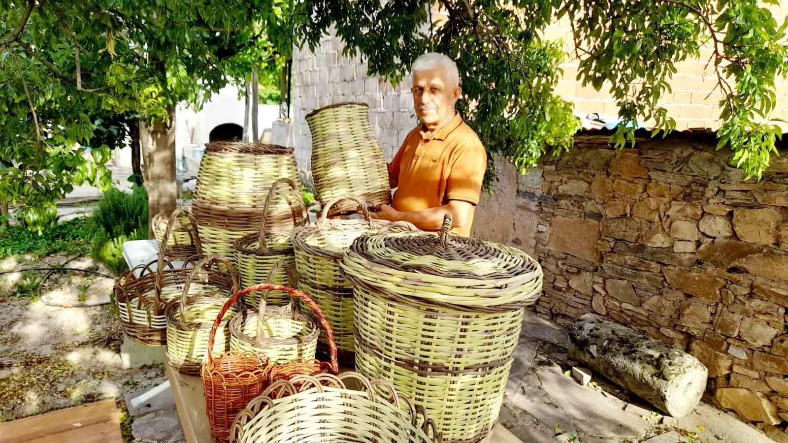 Sepet örerek sanatçı unvanı kazandı
