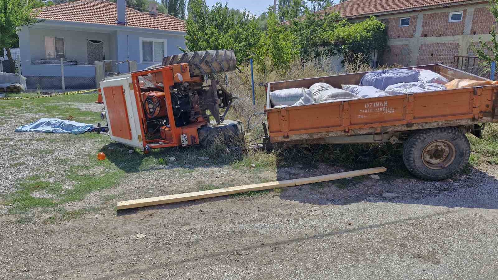 Kalp krizi geçiren traktör sürücüsü hayatını kaybetti
