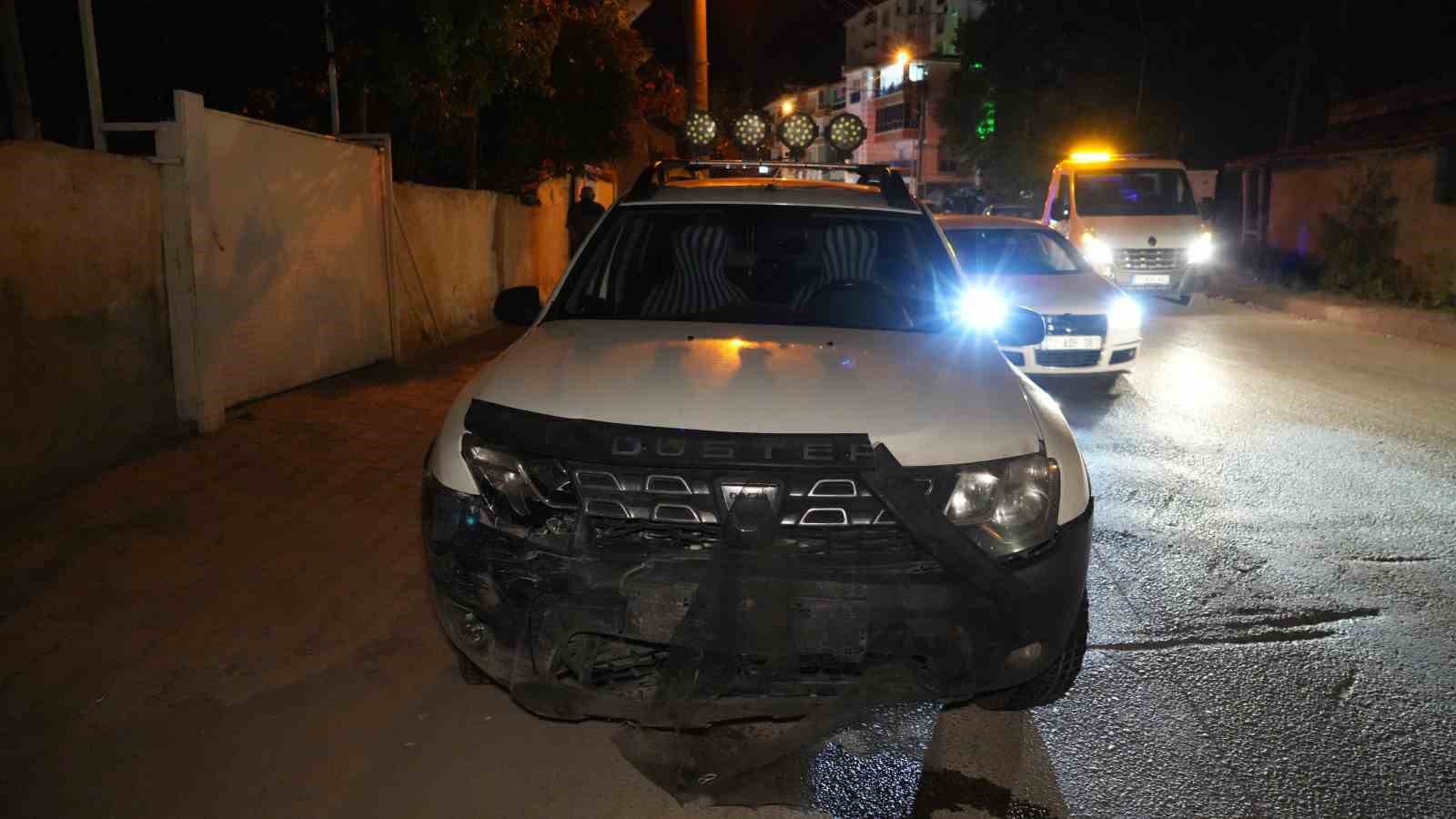 Kırıkkale’de iki otomobil kafa kafaya çarpıştı: 4 yaralı
