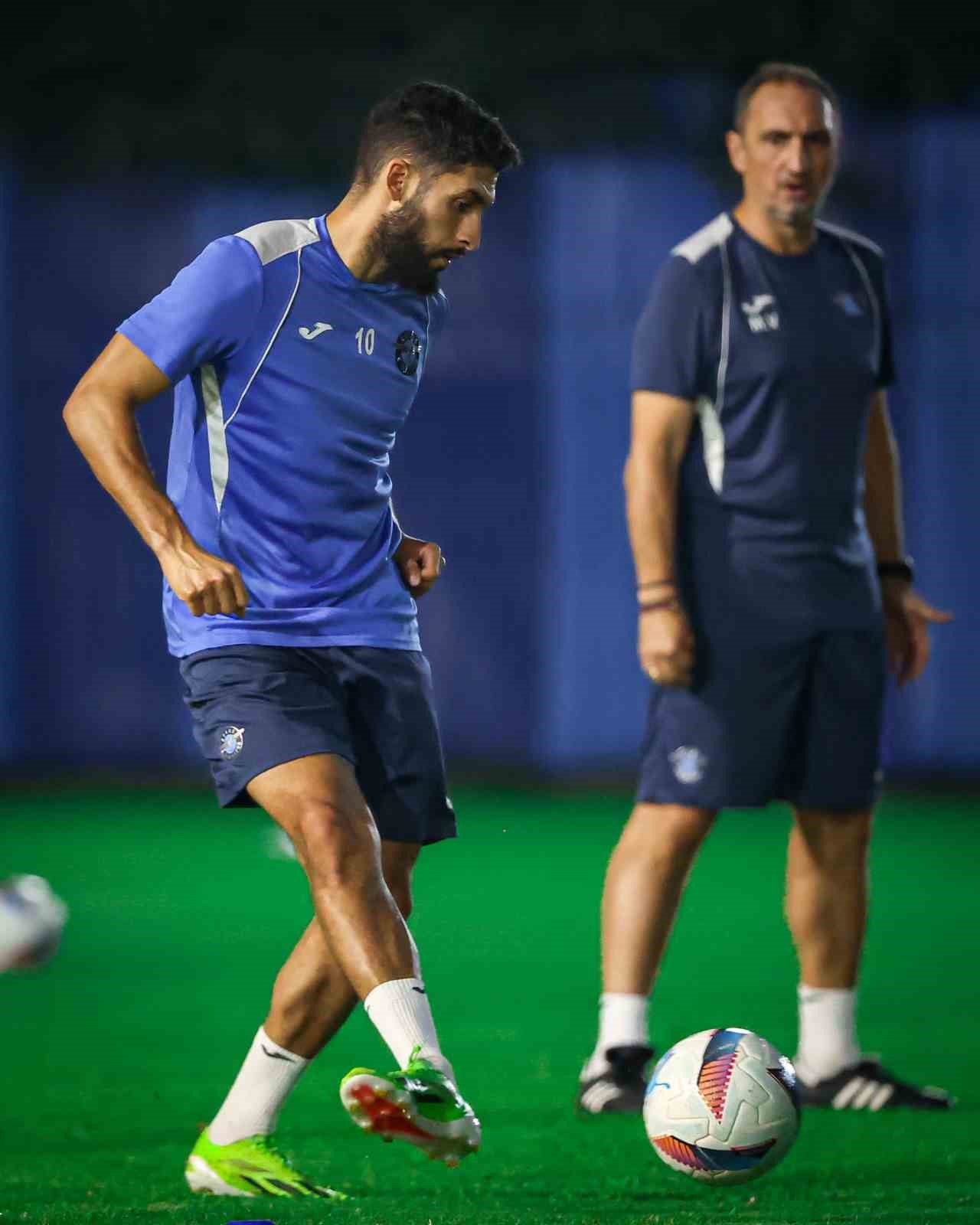 Adana Demirspor, Antalyaspor maçı hazırlıklarını sürdürdü
