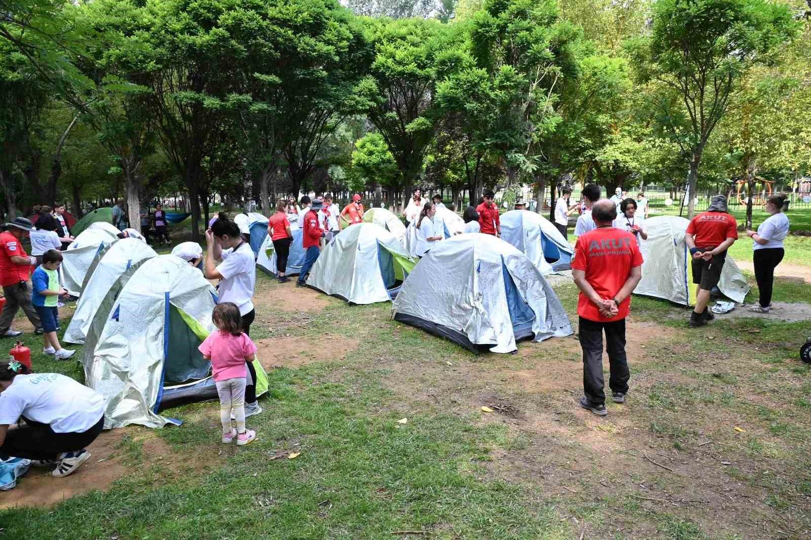 Bozüyük Belediyesi Gençlik Kampı güzel hatıralarla sona erdi
