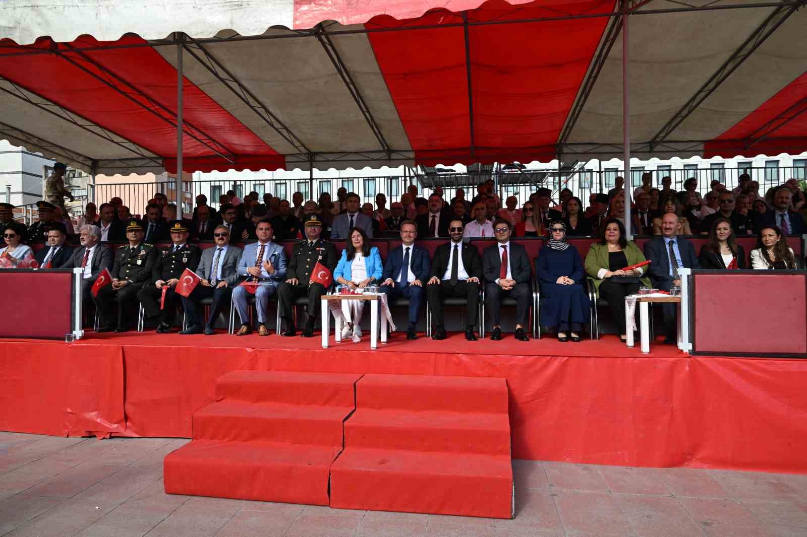 Manisa’nın düşman işgalinden kurtuluşunun 102. yılı kutlandı
