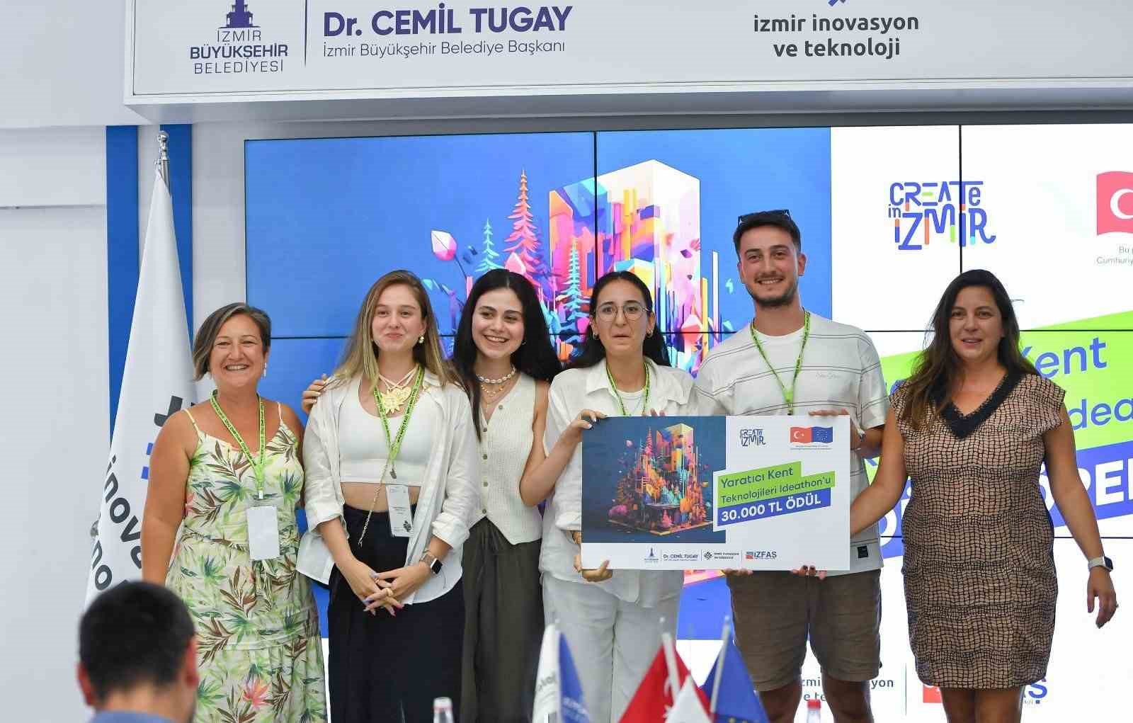 Create in İzmir ’Yaratıcı Kent Teknolojileri’ temalı Ideathon yapıldı
