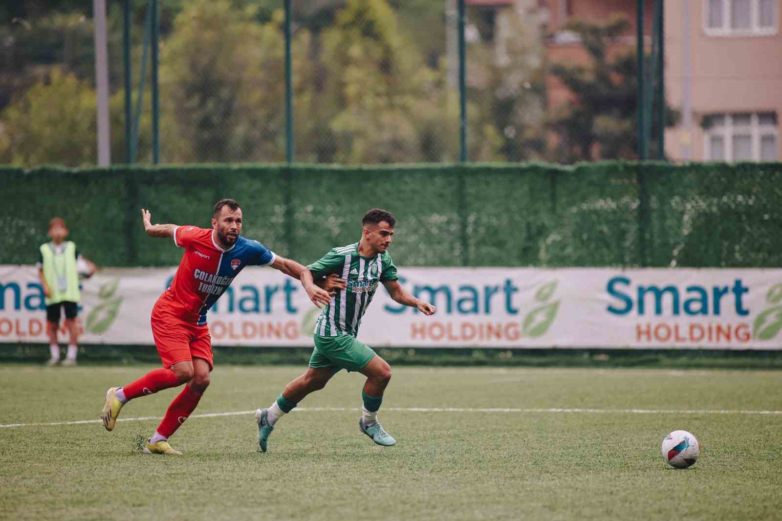 Çayelispor 30 yıl sonra TFF 3. Lig’de oynadığı ilk maçında berabere kaldı
