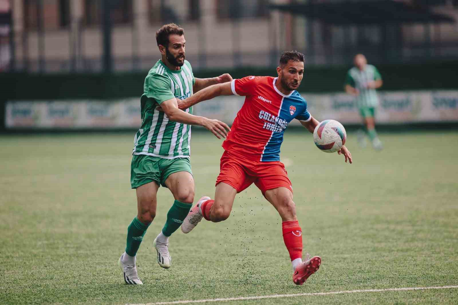 Çayelispor 30 yıl sonra TFF 3. Lig’de oynadığı ilk maçında berabere kaldı
