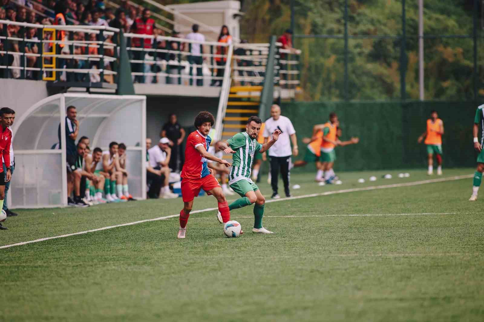 Çayelispor 30 yıl sonra TFF 3. Lig’de oynadığı ilk maçında berabere kaldı
