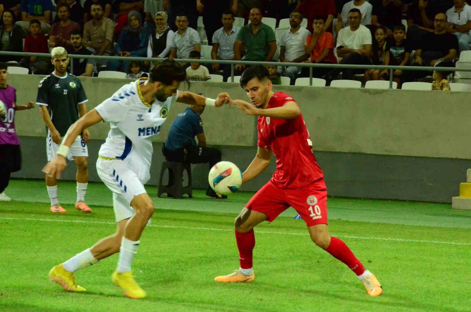 TFF 2. Lig: Karaman FK: 1 - Menemen FK: 2
