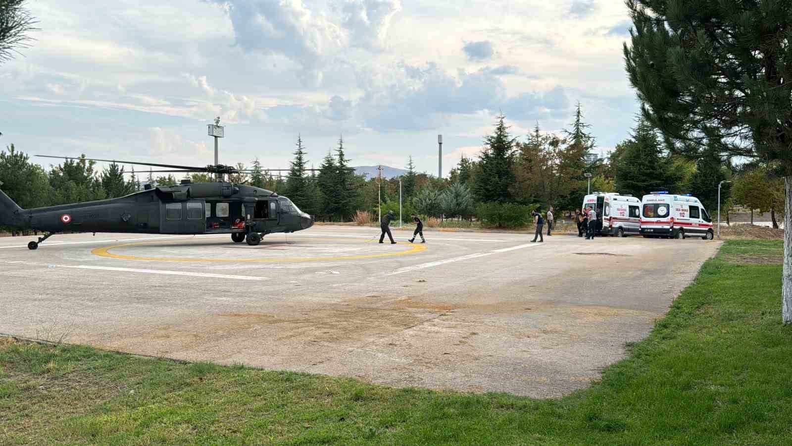 Tunceli’de askeri araç devrildi: 4 şehit, 1 ağır yaralı
