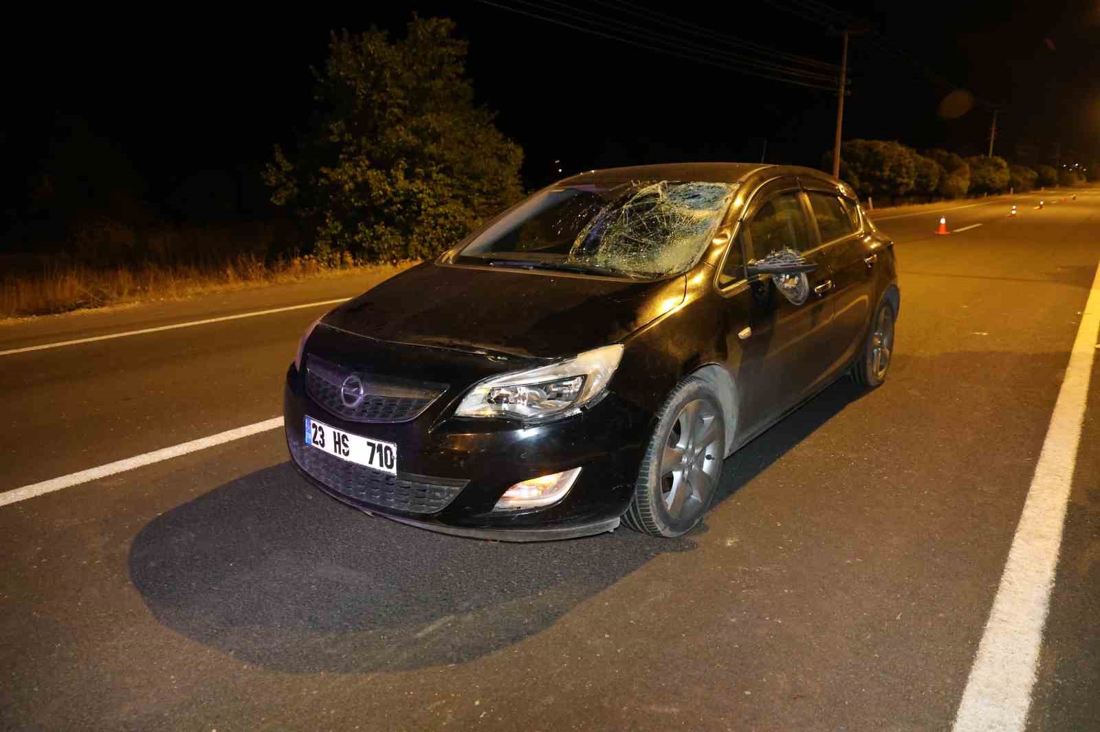 Elazığ’da otomobilin çarptığı kadın ağır yaralandı
