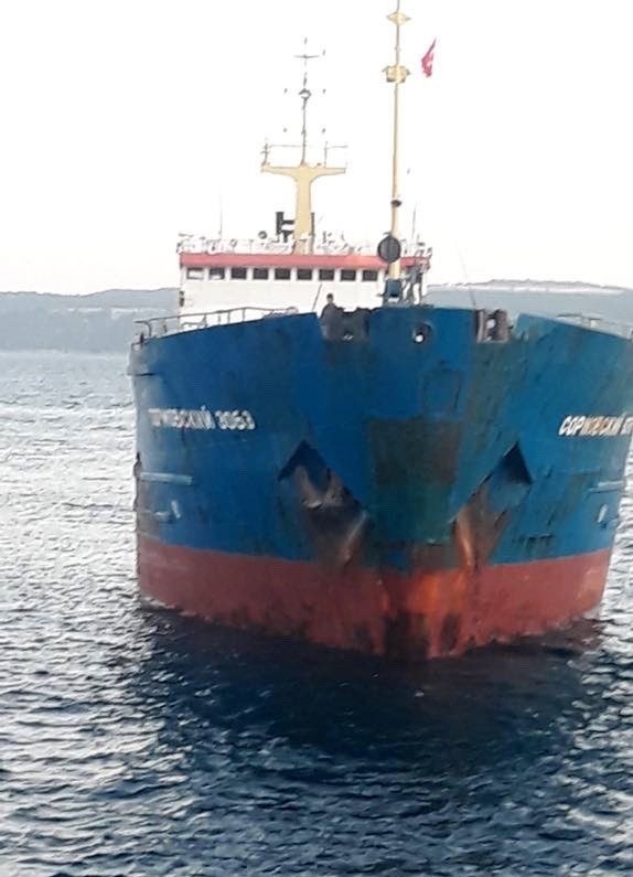 Çanakkale Boğazı’ndan geçen kargo gemisi makine arızası yaptı
