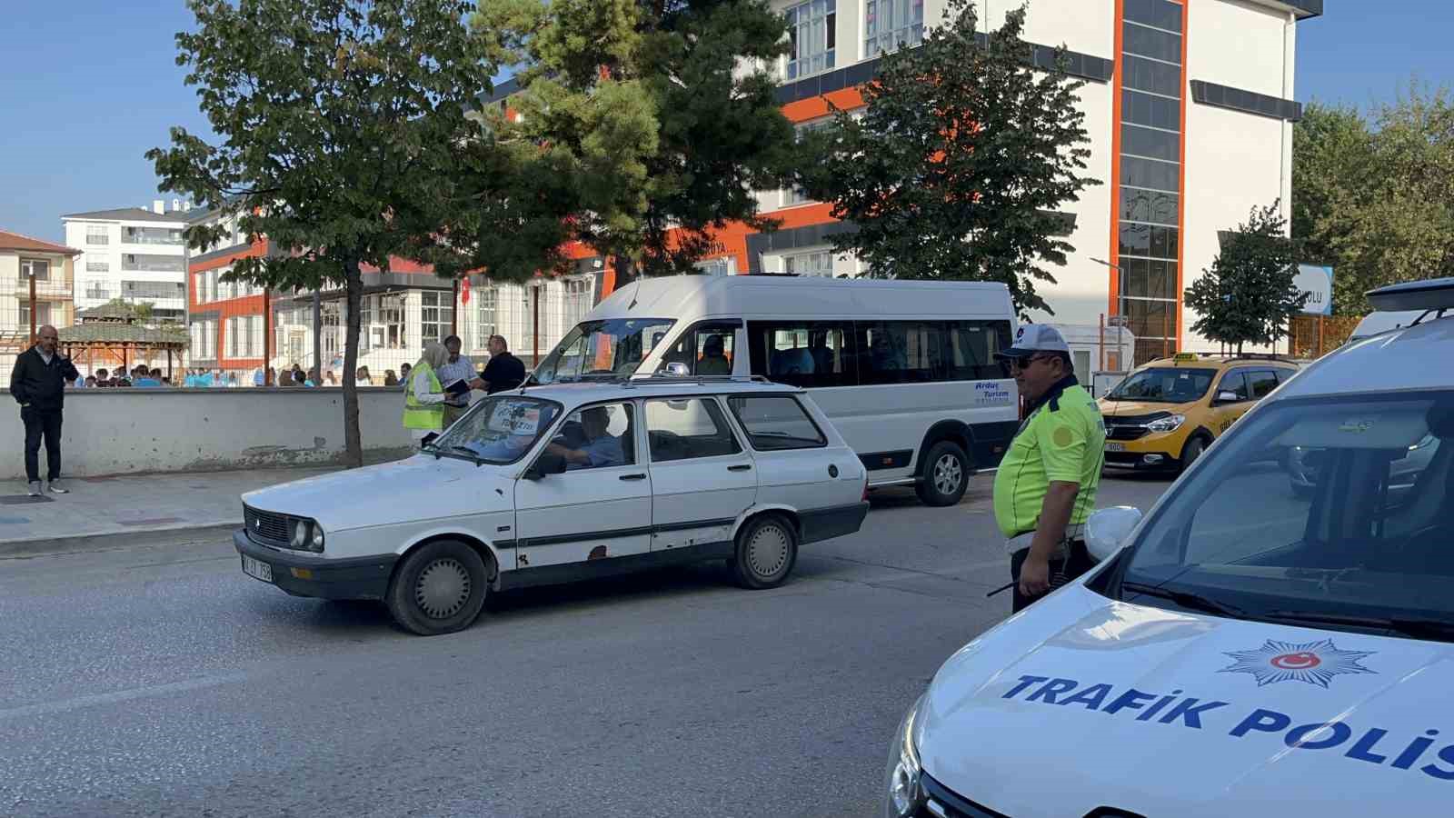 Bolu’da 50 bine yakın öğrenci ders başı yaptı
