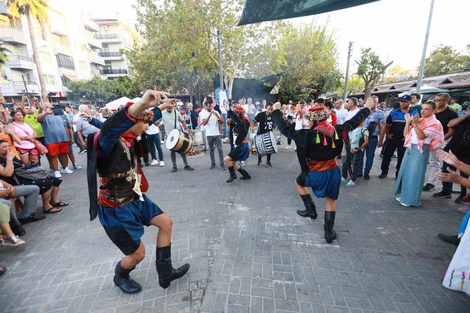 Selçuk’un kurtuluşunun 102. yılında Norm Ender ile parladı
