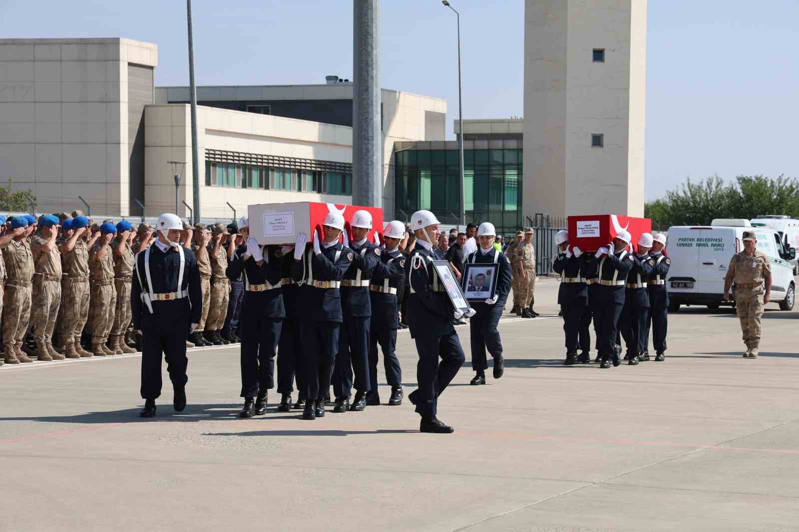 Tunceli’deki kazada şehit olan 4 asker memleketlerine uğurlandı
