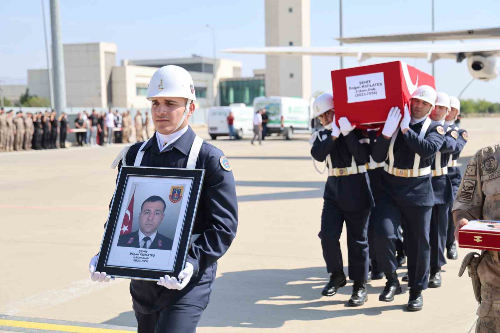 Tunceli’deki kazada şehit olan 4 asker memleketlerine uğurlandı
