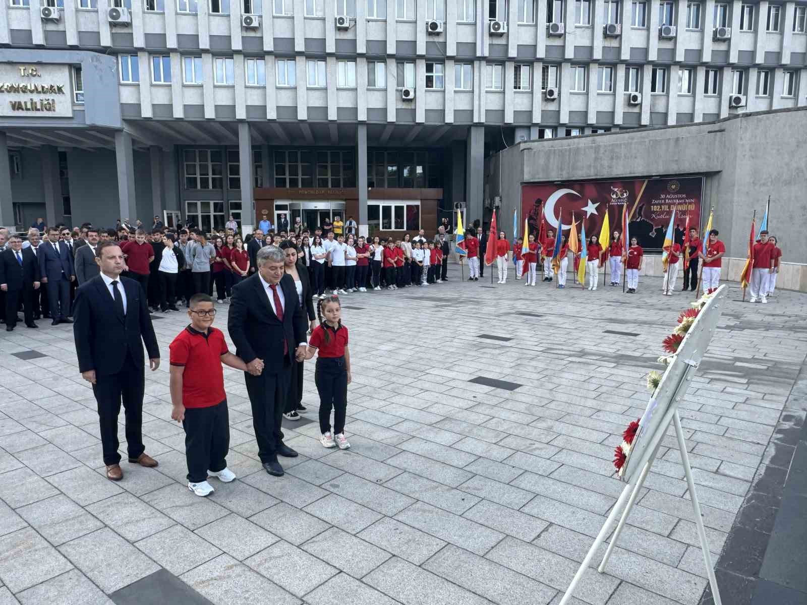 Eğitim öğretim yılı törenle açıldı
