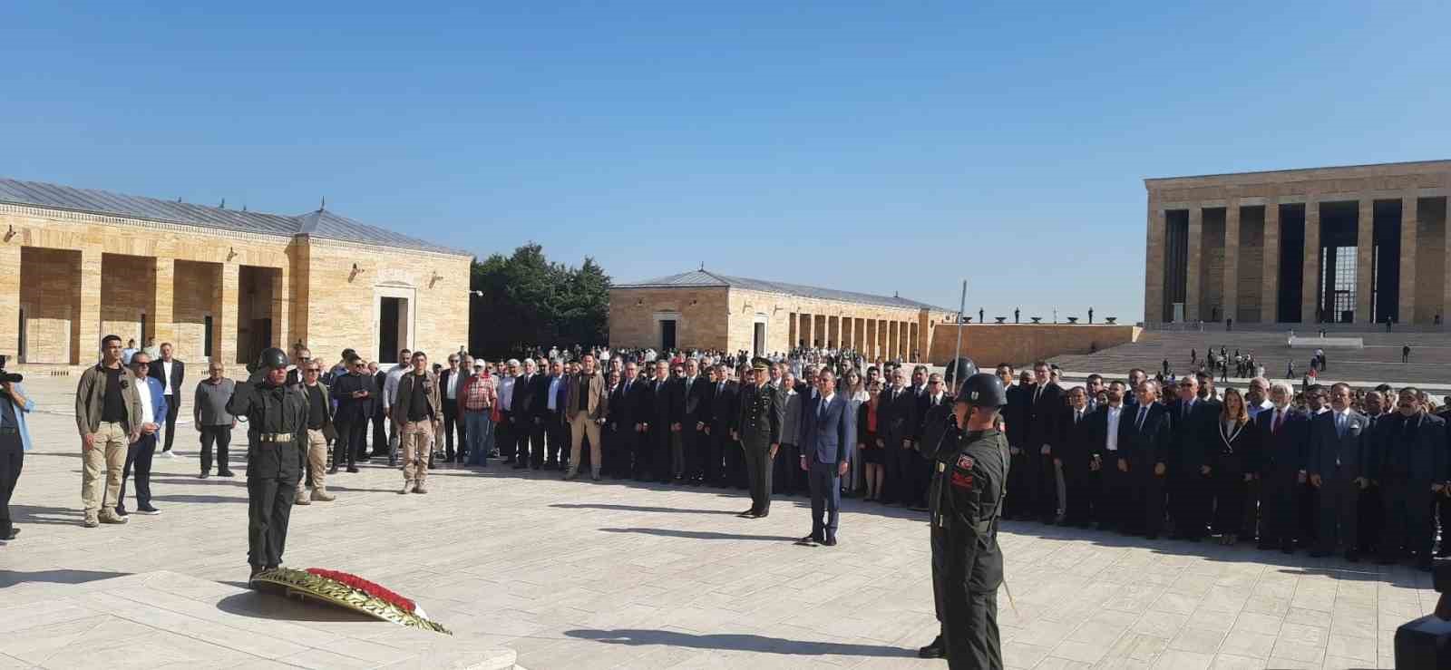 CHP 101’inci yılında Anıtkabir’de
