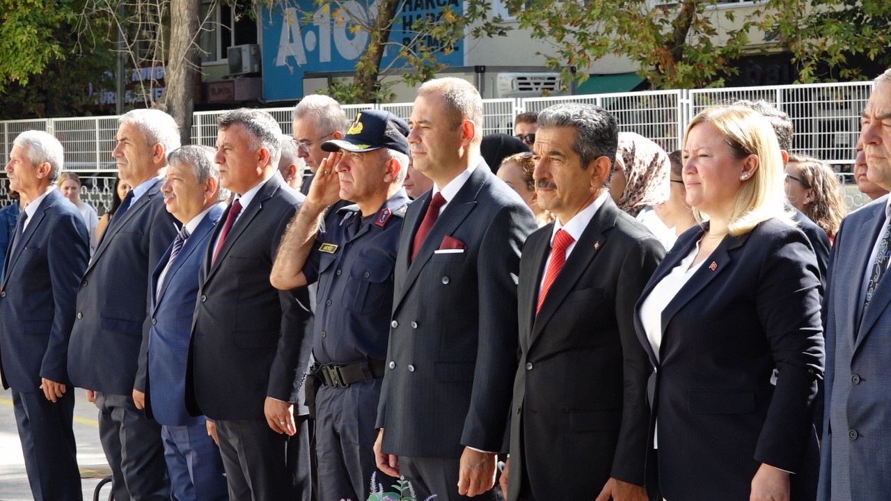 Kırklareli’nde İlköğretim Haftası coşkuya kutlandı
