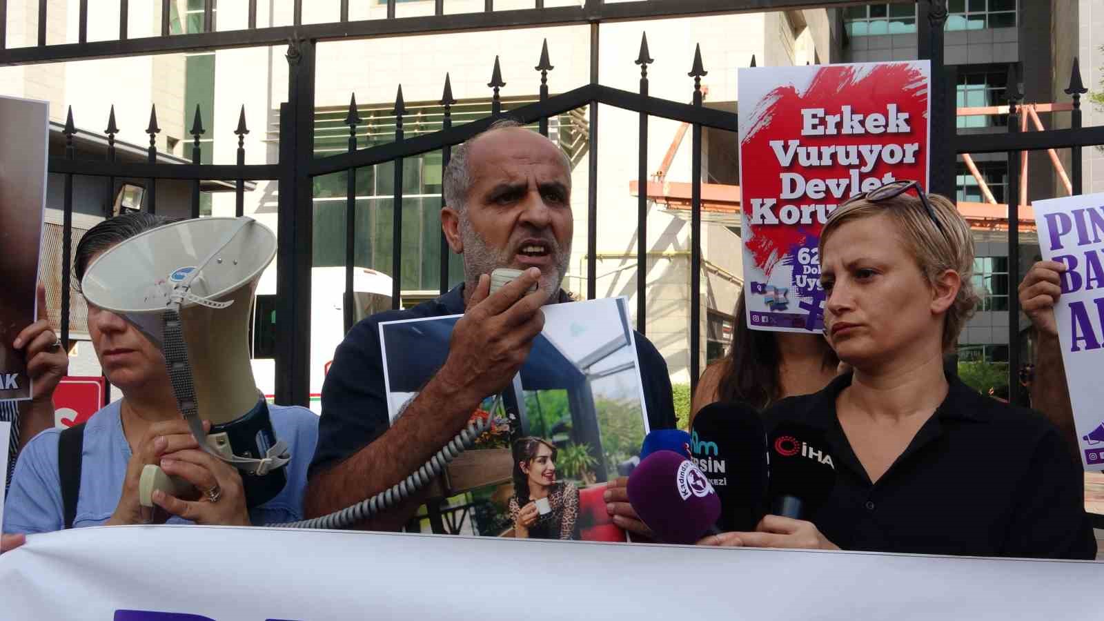 Mersin’deki kadın cinayeti protesto edildi
