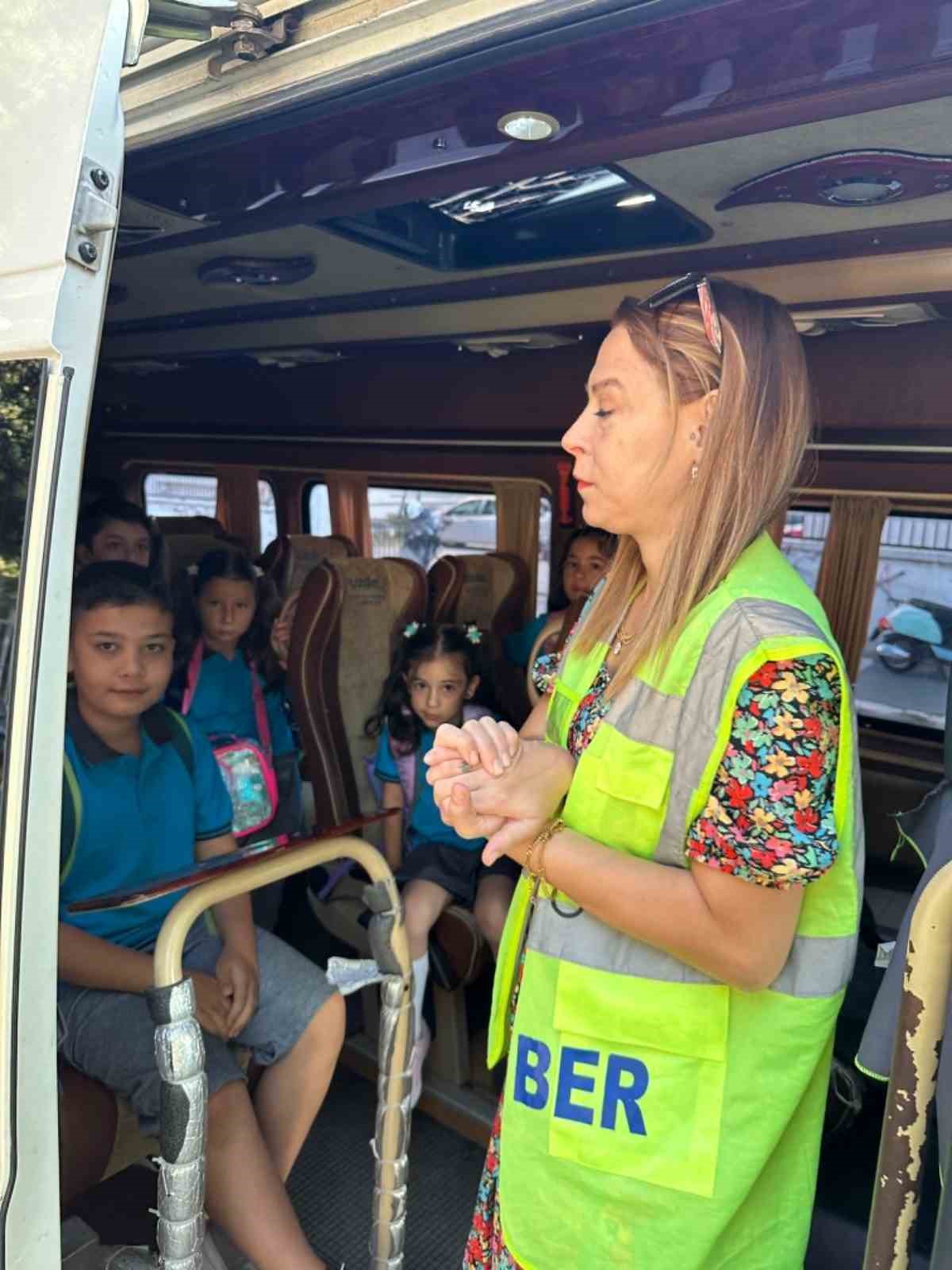 Muğla’da okul çevresi ve servis araçları denetlendi
