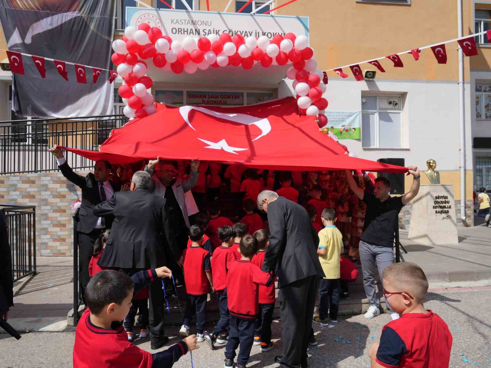 Kastamonu’da ilk ders zili çaldı
