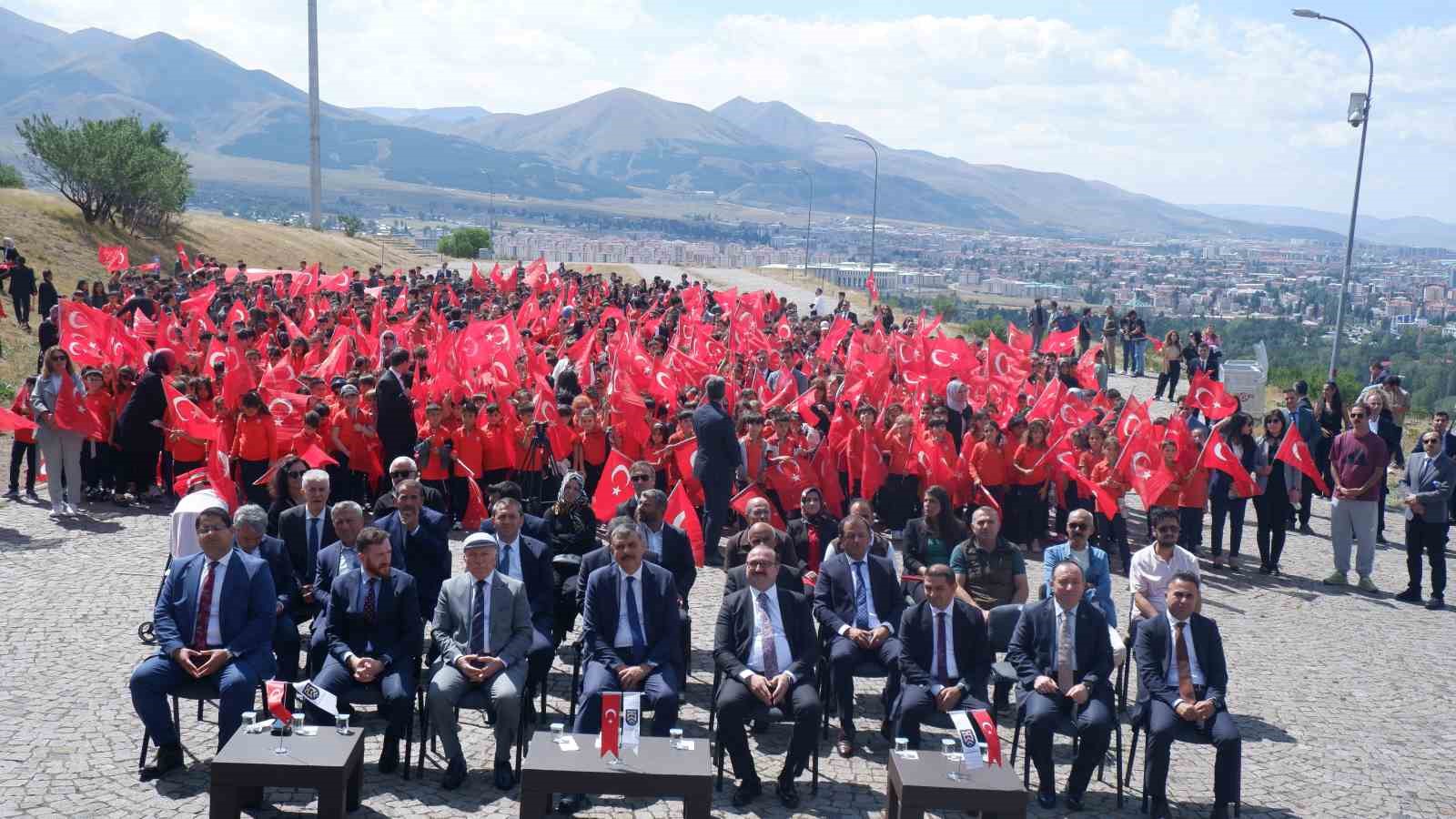 Erzurum tabyalarında ilk ders: Aşk-ı Vatan
