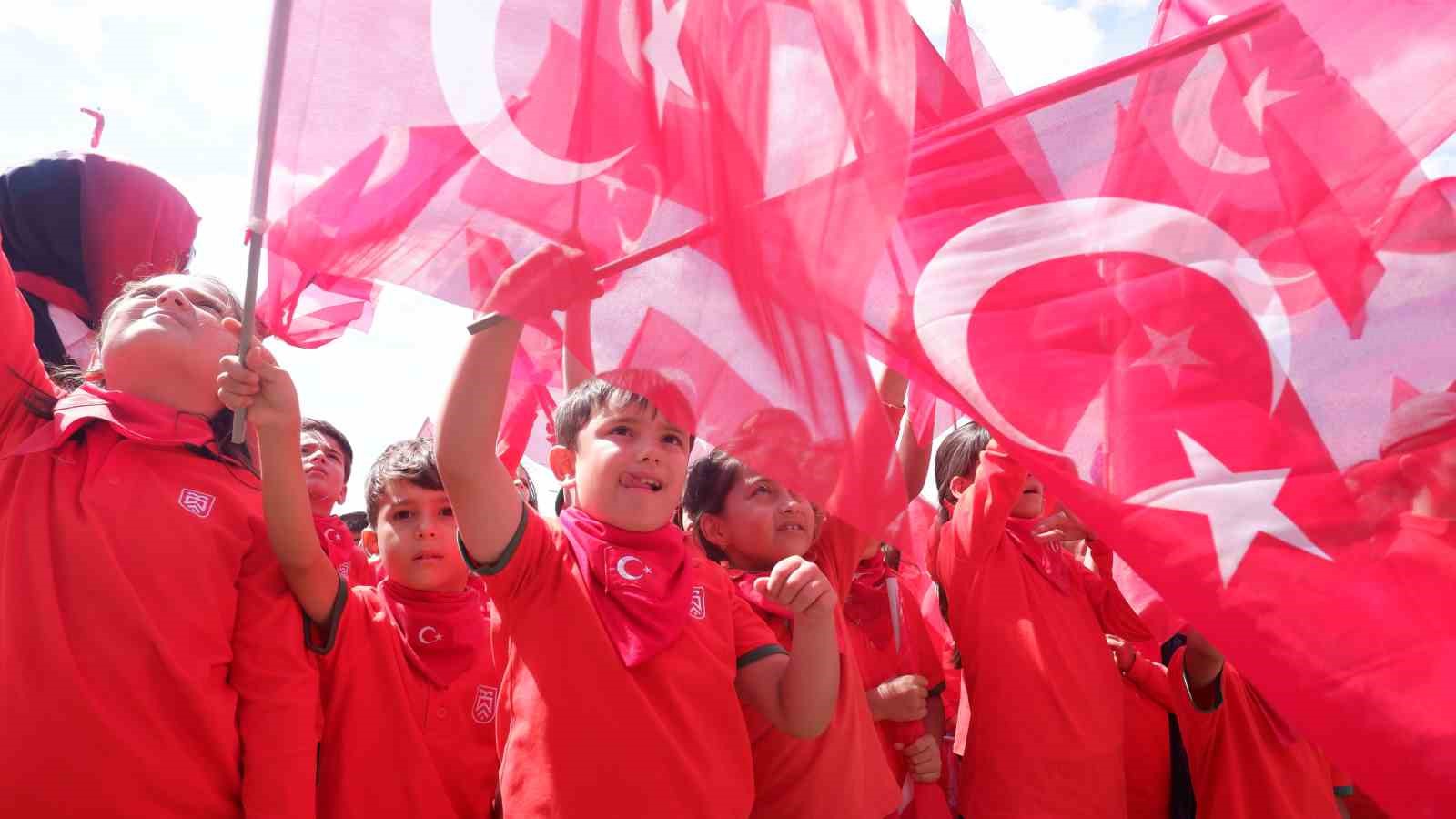 Erzurum tabyalarında ilk ders: Aşk-ı Vatan
